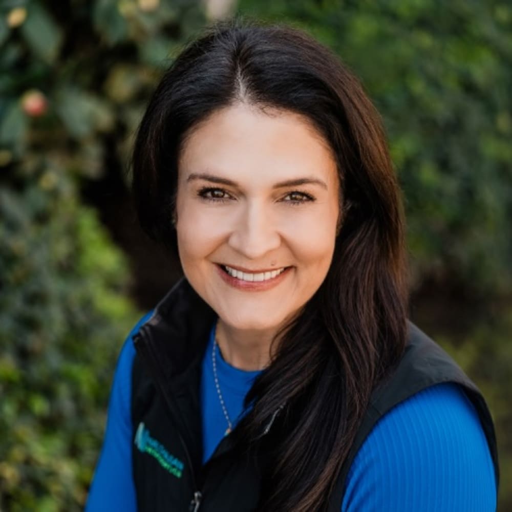 Dr. Nicole Nalchajian